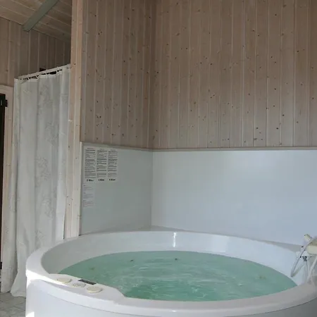 Holiday Norges E- 3233 Holiday home *