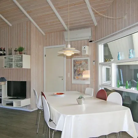 Holiday Norges E- 3233 Holiday home *